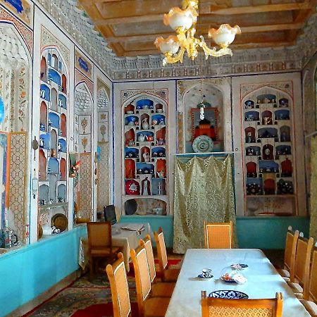 בוקורו Art Guest House Usto מראה חיצוני תמונה