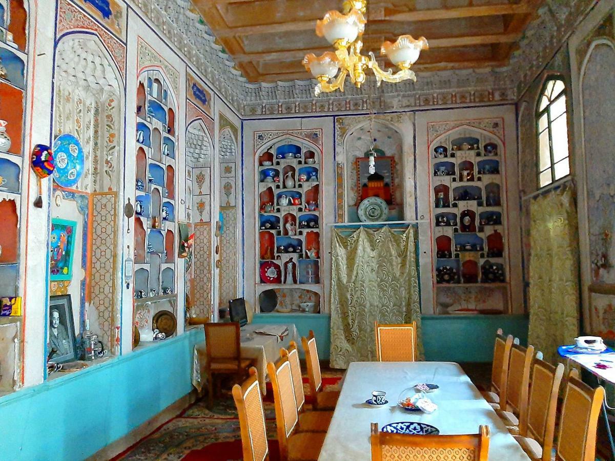 בוקורו Art Guest House Usto מראה חיצוני תמונה